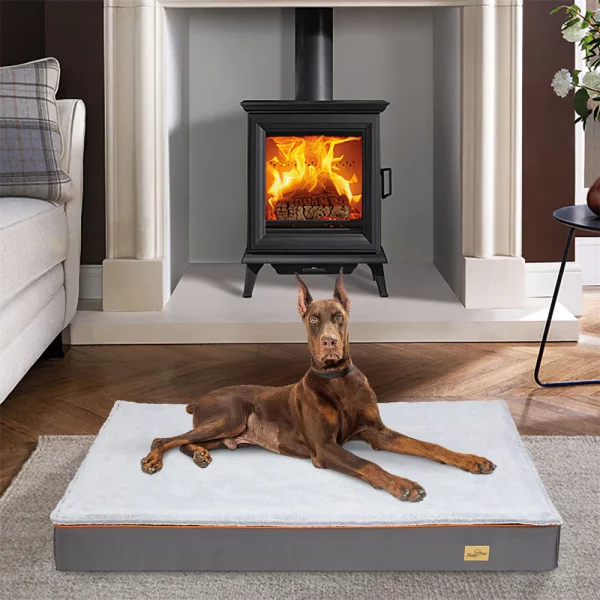 Water-resistant liner of the dog bed, protecting the foam core