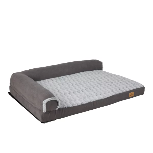 Internal waterproof lining of dog bed