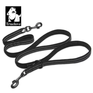 Close-up of the durable zinc alloy hook on the multi-function dog leash.