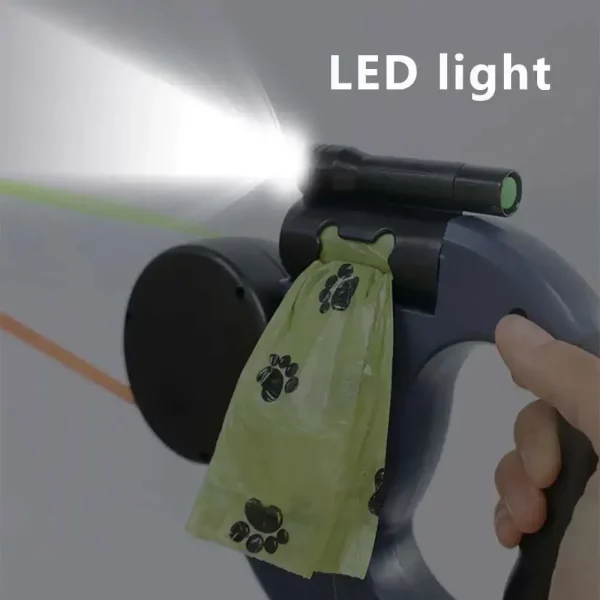 Ergonomic handle with independent retraction buttons for double dog leash