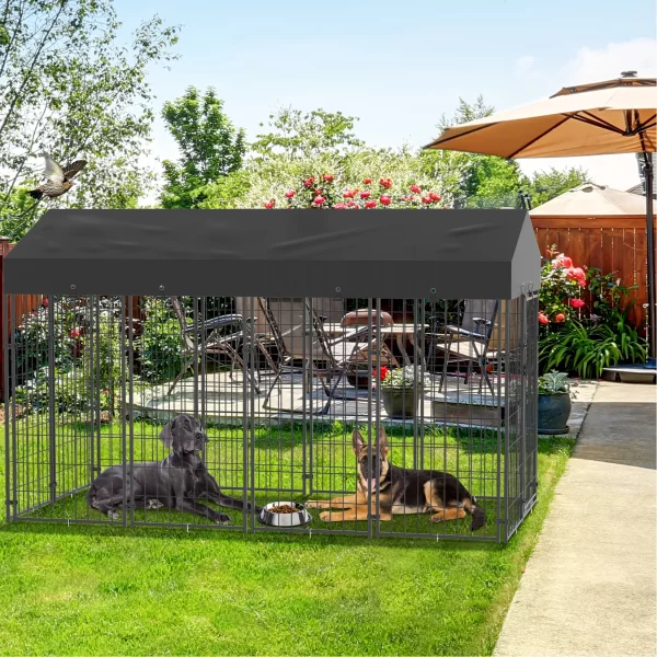 Outdoor dog kennel equipped with its waterproof Oxford cloth canopy
