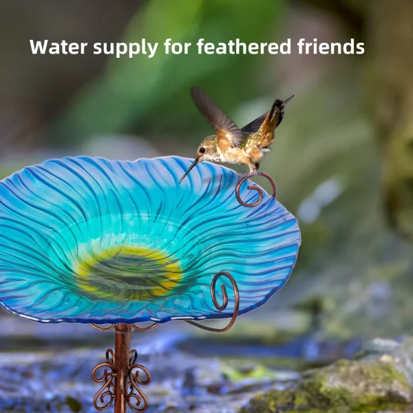 Detail of the 4-prong base of the bird bath stake, designed for garden stability.