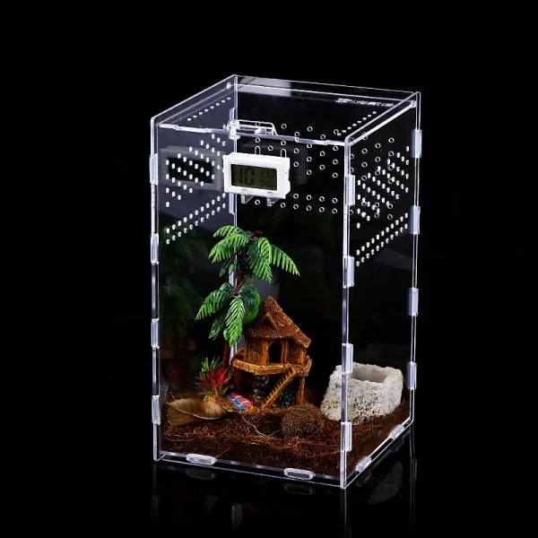 Compact reptile habitat for bearded dragons and turtles