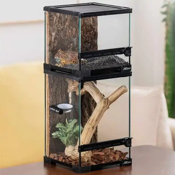 Reptile tank with a small animal inside, demonstrating use