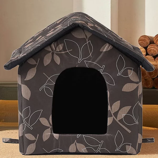 Close-up of the waterproof dog house entrance