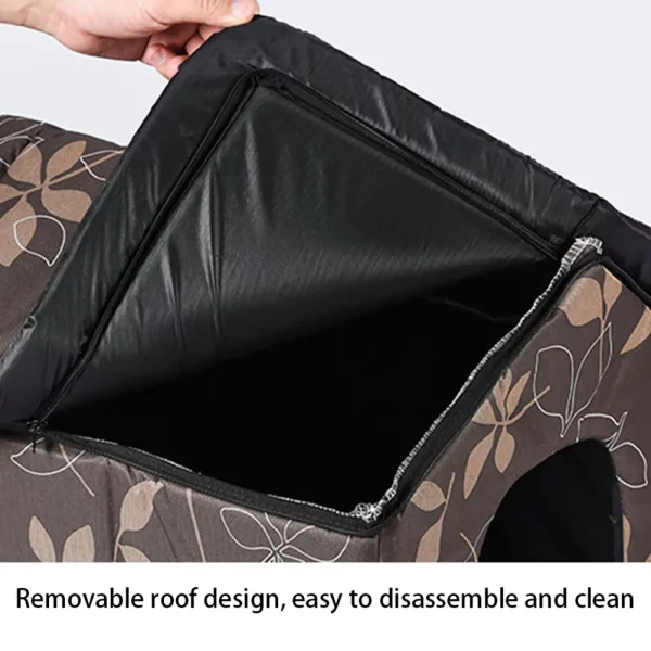 Outdoor placement of the pet house