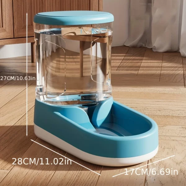 Capacity of the automatic pet feeder showing ample food storage