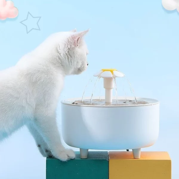 Side view of the automatic cat water fountain, highlighting its compact design.