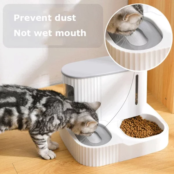 Side profile of the automatic pet feeder, highlighting the large 3L dry food storage capacity.
