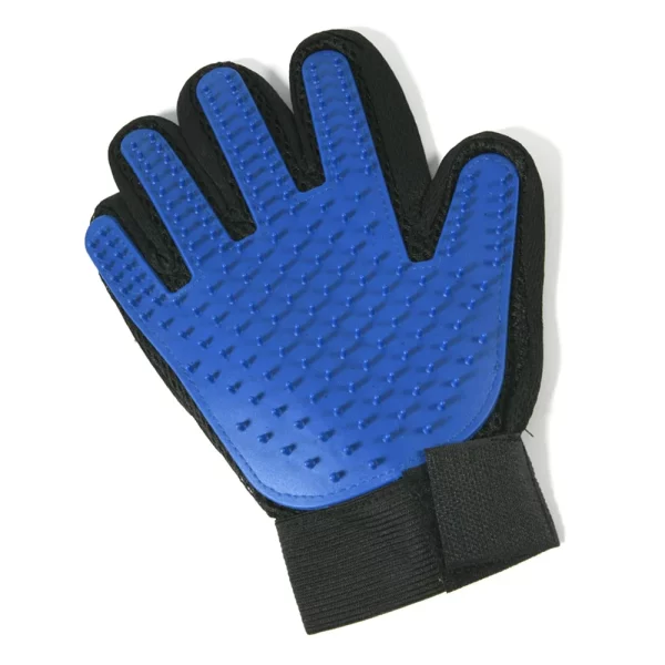 Pet grooming glove demonstrating deshedding action on fur